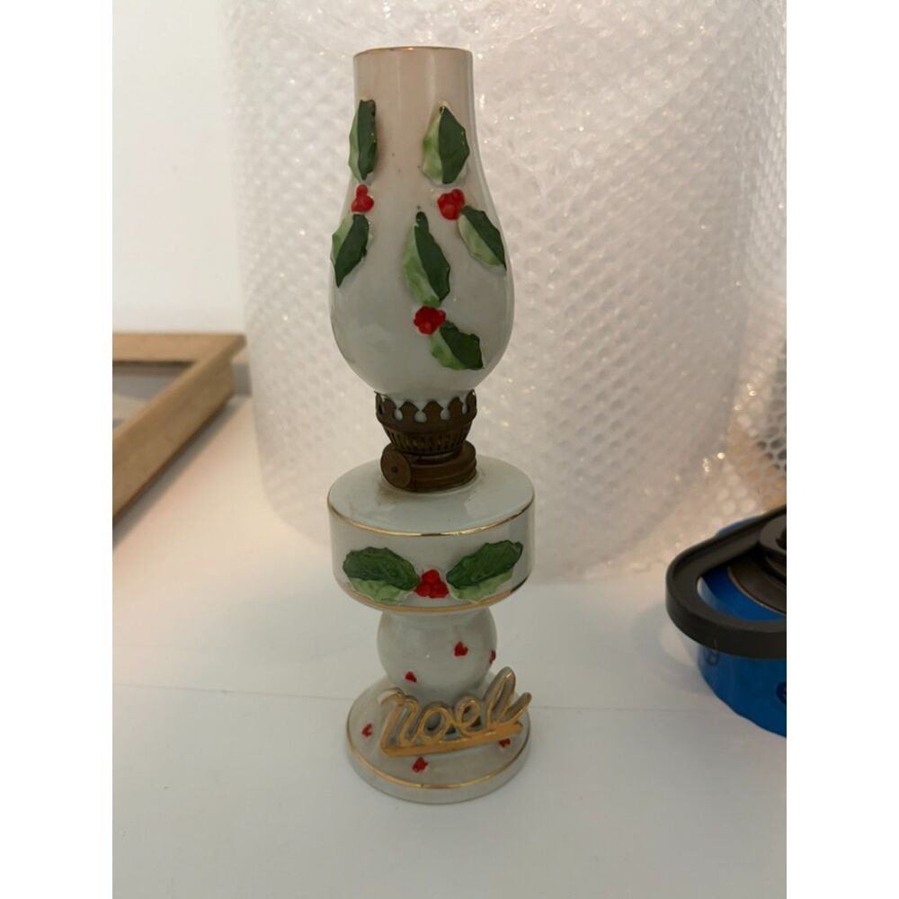 vtg Tilso Japan ceramic NOEL christmas oil lamp